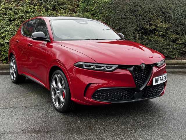 Alfa Romeo Tonale 1.5 Trib Italian Tb Mh Hatchback Hybrid Alfa Red