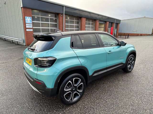 2024 Jeep Avenger Summit Ev