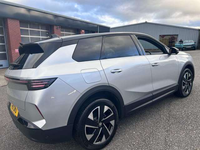 2025 Vauxhall Grandland 1.2 Ultimate Trbo M