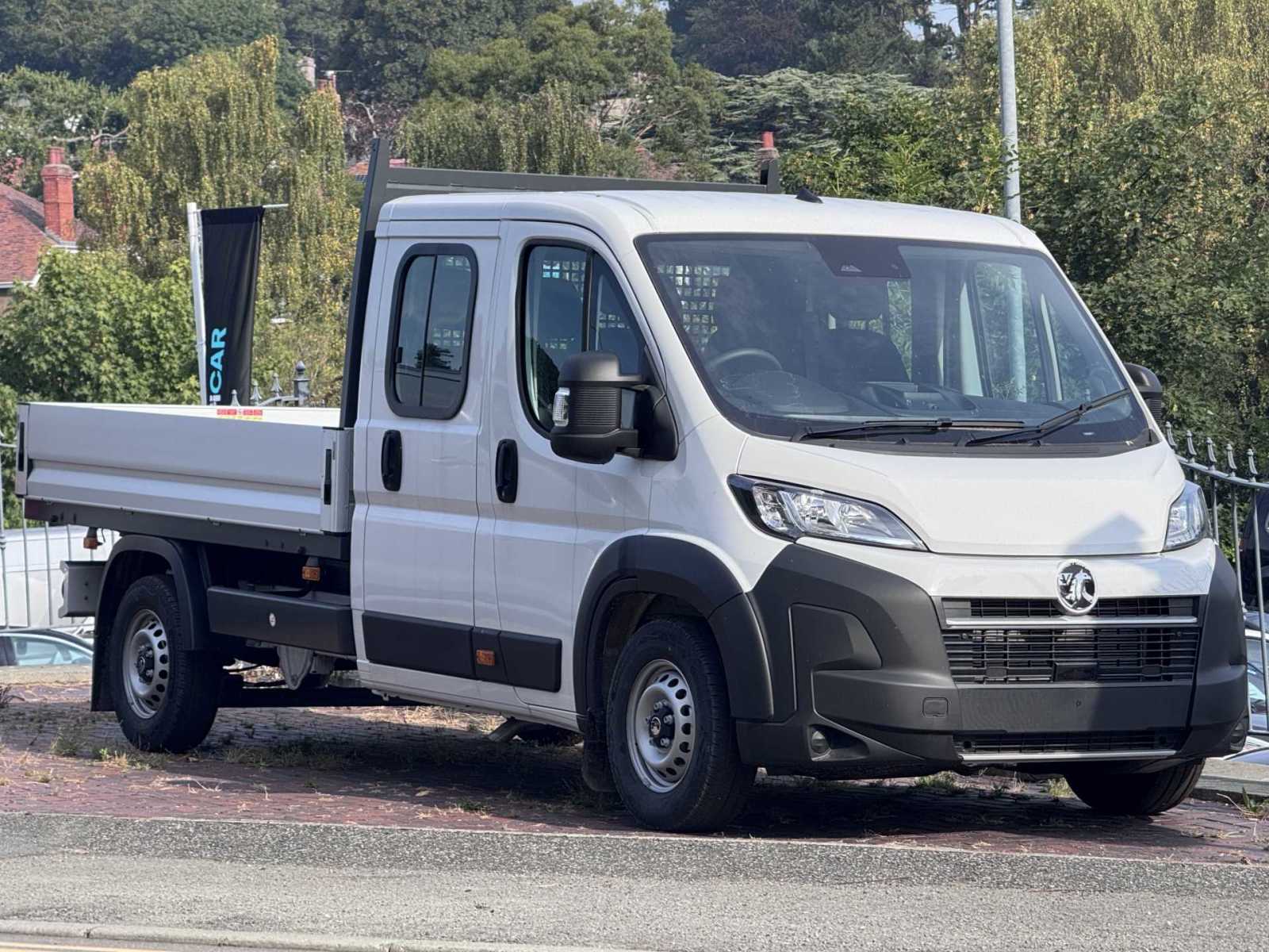 2026 VAUXHALL MOVANO
