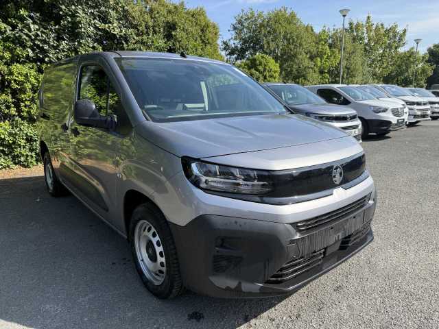 Vauxhall Combo Crg Xl H1 2300 1.5tb D 130 Prme Au Van - LWB Diesel Quartz Silver