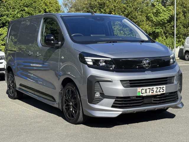 Vauxhall Vivaro H1 Van 2.0d 145 Gs Van - SWB Diesel Quartz Silver