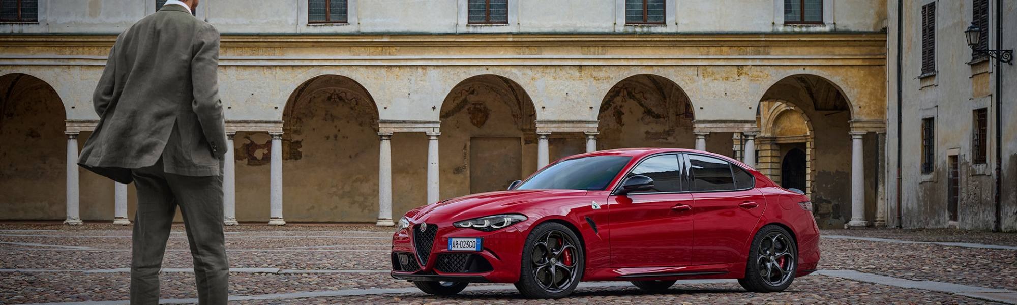 alfa-romeo giulia-quadrifoglio Banner