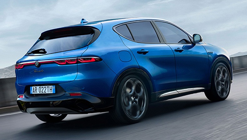 WHAT ARE THE ADVANTAGES OF A HYBRID VEHICLE?